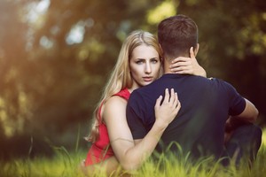 Тревожный тип привязанности: что это и как избавиться - Психологическое развитие, Интересное, Проблемы
